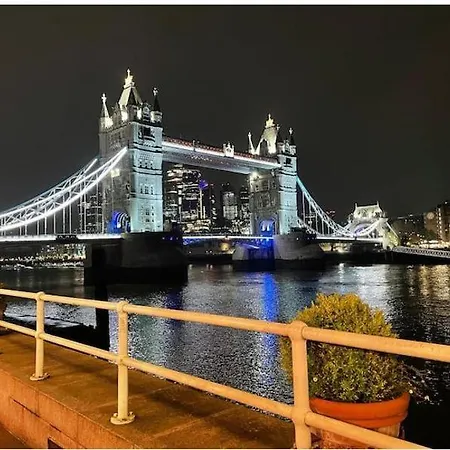Stylish Flat, London Bridge, Free Weekend Parking Apartment Exterior photo