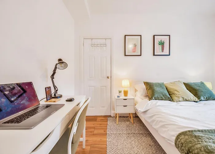 Stylish Flat, London Bridge, Free Weekend Parking